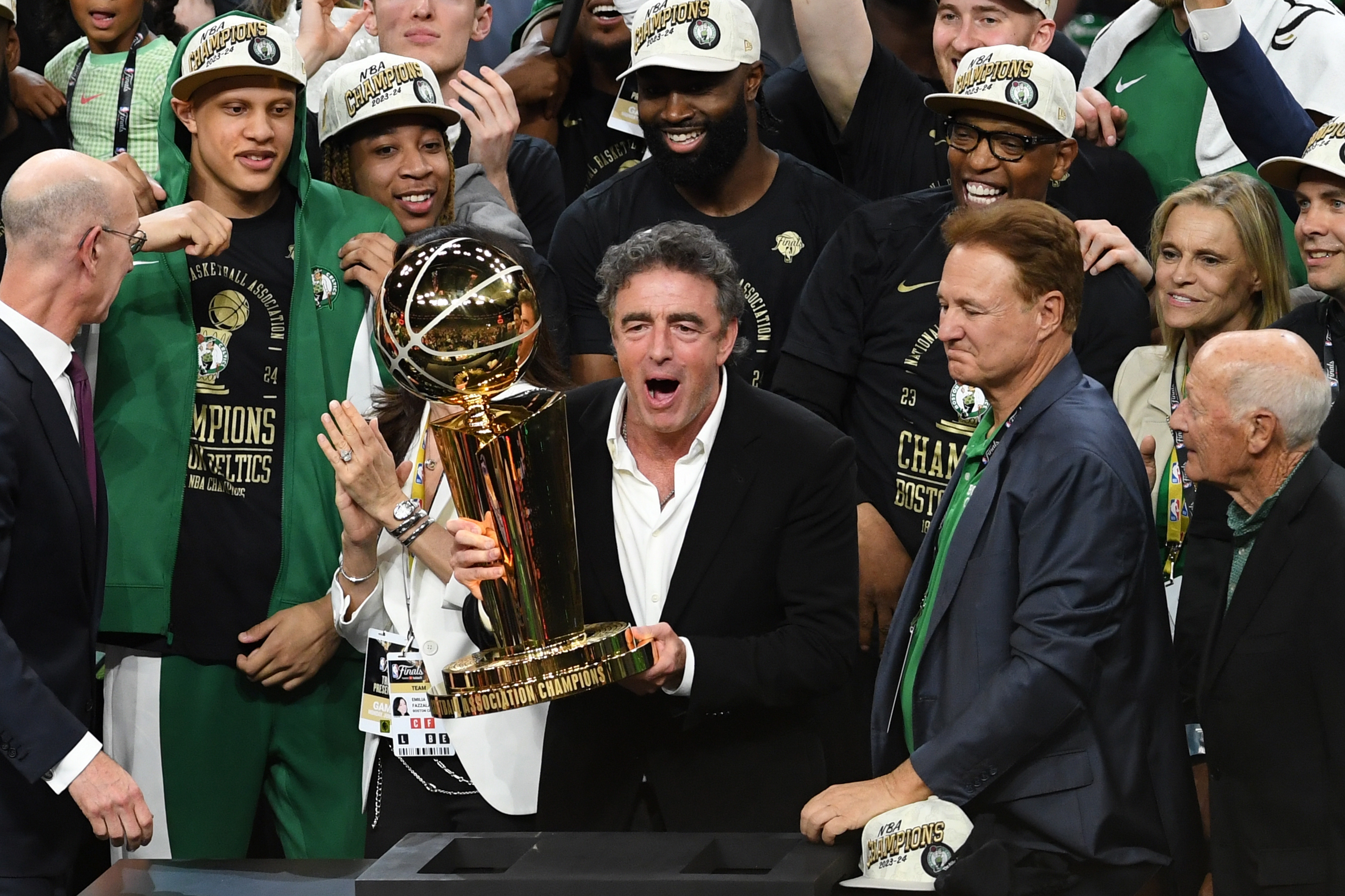 凯尔特人关键时刻失误不断，球队憾负对手，操作一次状态包括名称留言等级.的简单介绍