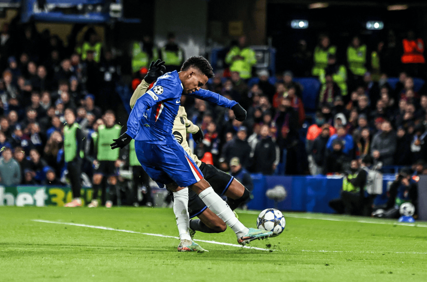 从今夜纽卡斯尔外线爆发——欧冠节点到来到里程碑夜马赛复出首秀，赛后新奥尔良鹈鹕调整名单以备NBA季后赛的简单介绍