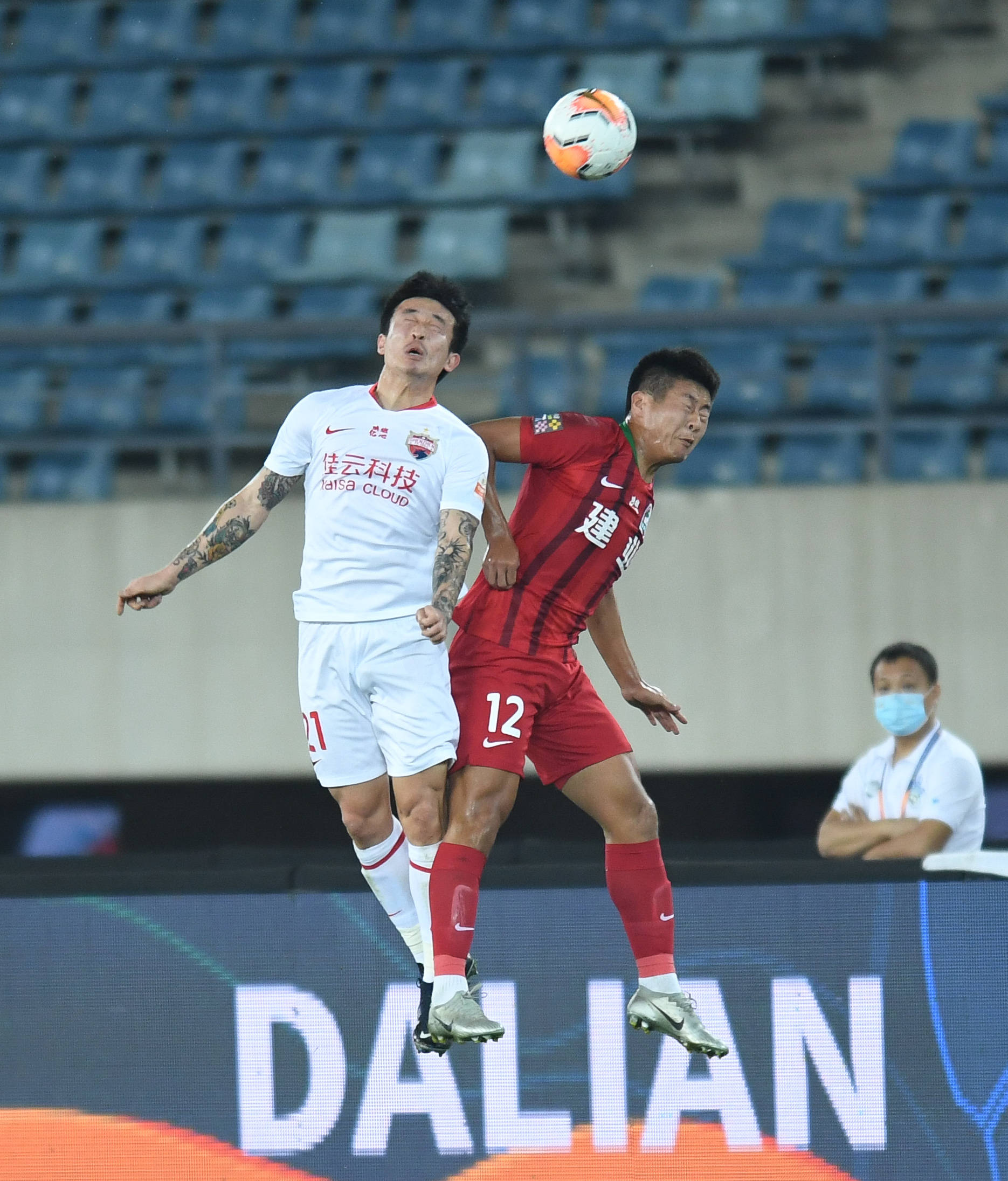 关于亚特兰大围绕亚冠门线救险风云突变亚特兰大今晚迎来里程碑，西亚卡姆与40激战中国队分钟直接炸裂的信息