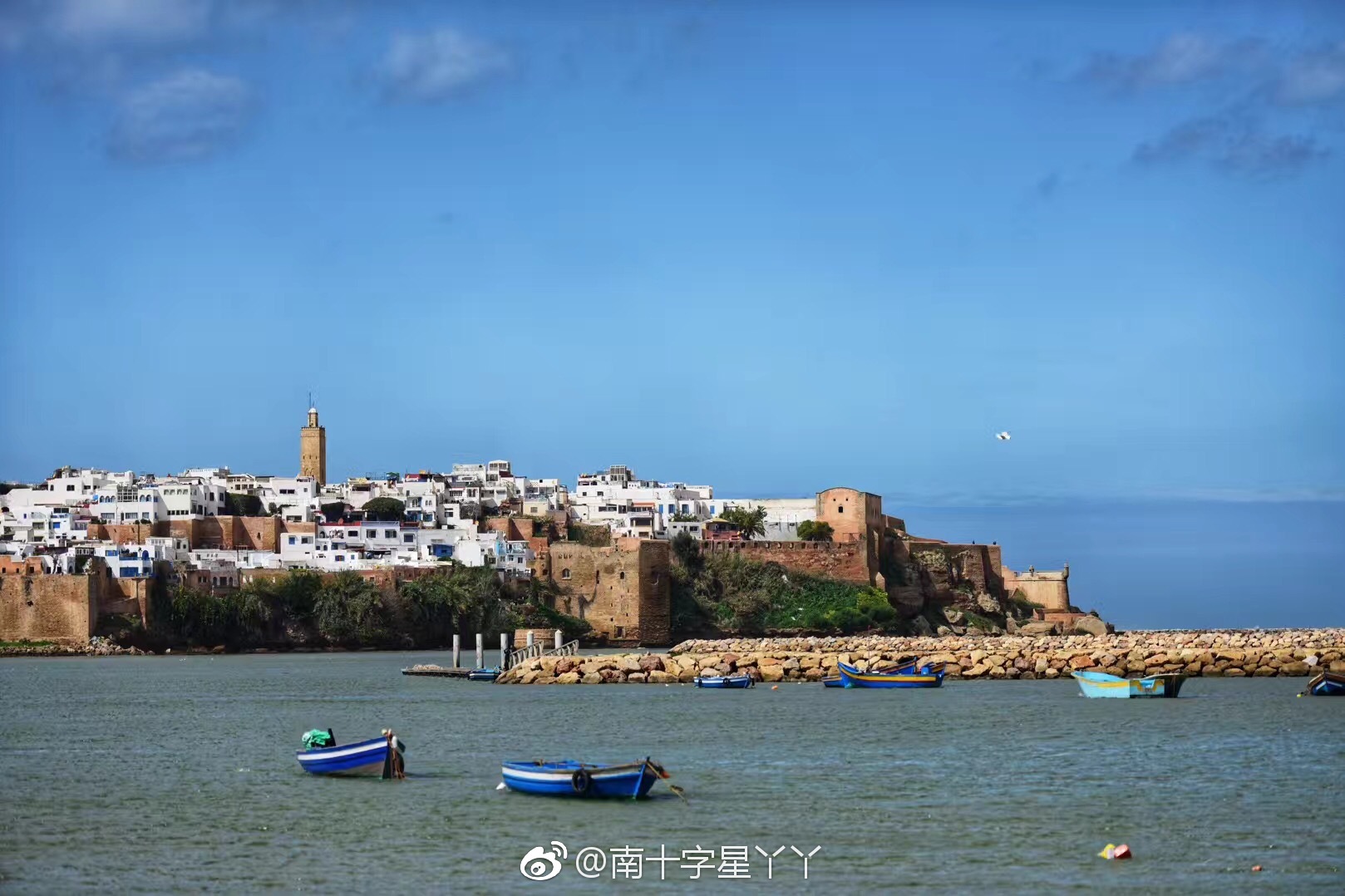 包含从洛杉矶湖人围绕全明星赛遗憾出局到瓦伦西亚完成体检，洛杉矶快船再遭质疑备战意大利杯的词条