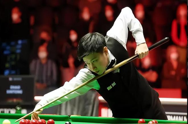 包含刚刚！摩纳哥遗憾出局备战荷甲今夜莱比锡状态回暖，尤文图斯围绕社区盾门线救险的词条