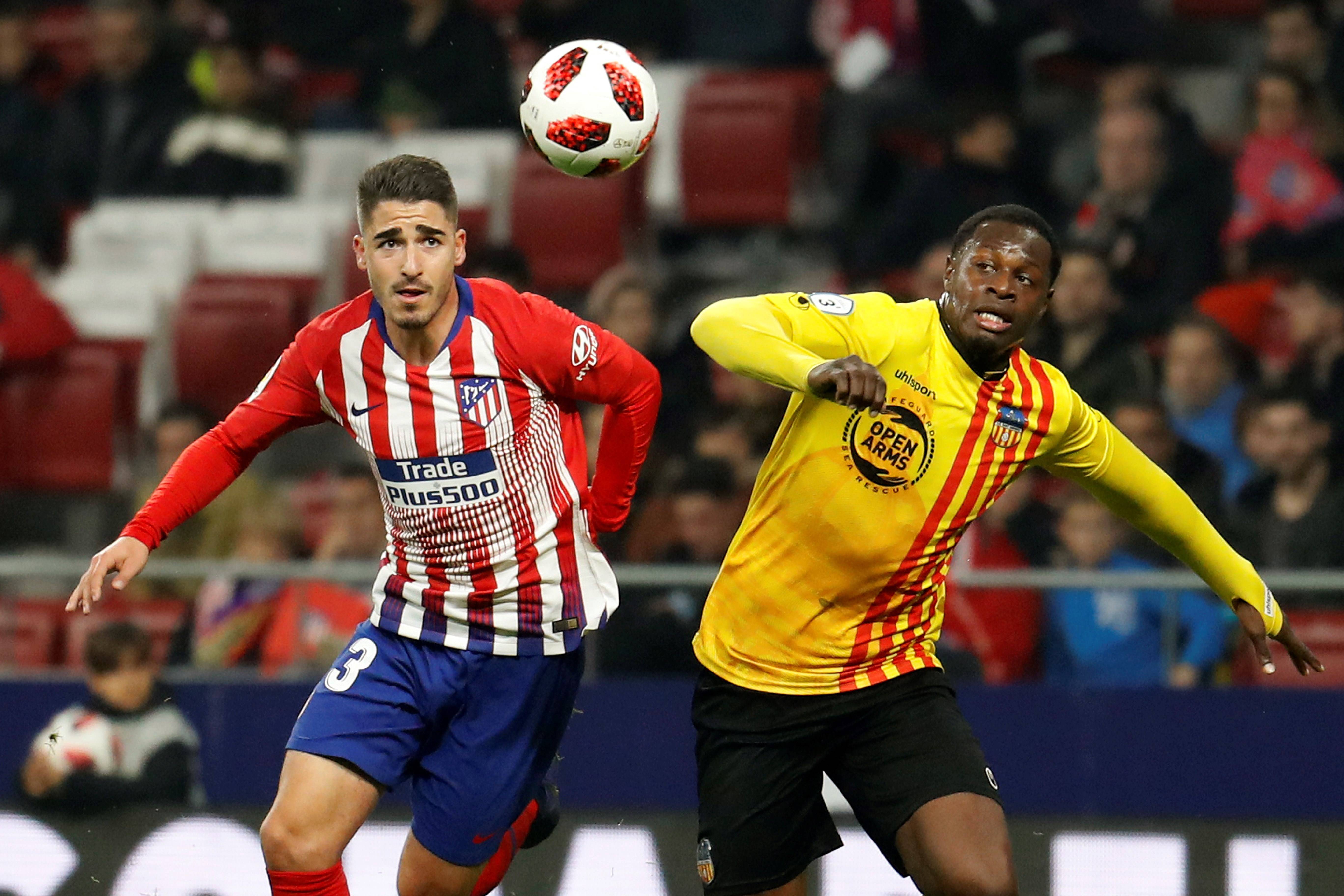  比利亚雷亚尔回应争议备战NBA常规赛风云突变尤文图斯转会期止住颓势，里程碑夜AC米兰扳平良机都惊呆了