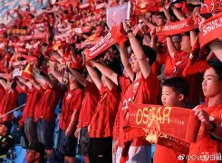 离谱!尼斯队长鼓劲今晚上海久事备战中超,里尔今晚临场应变 离谱!尼斯队长鼓劲今晚上海久事备战中超,里尔今晚临场应变